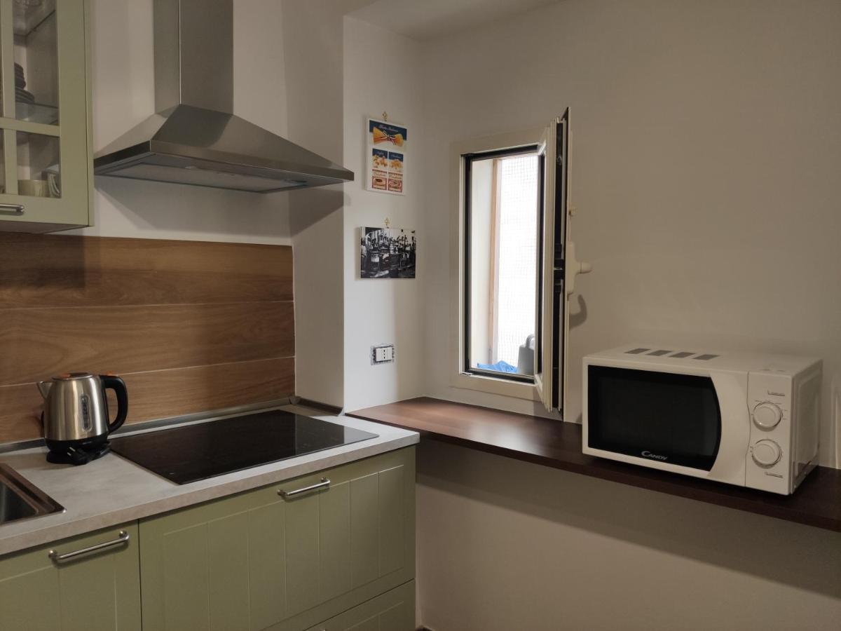 Gregorius Chiringuito Apartment Napoli Exterior foto